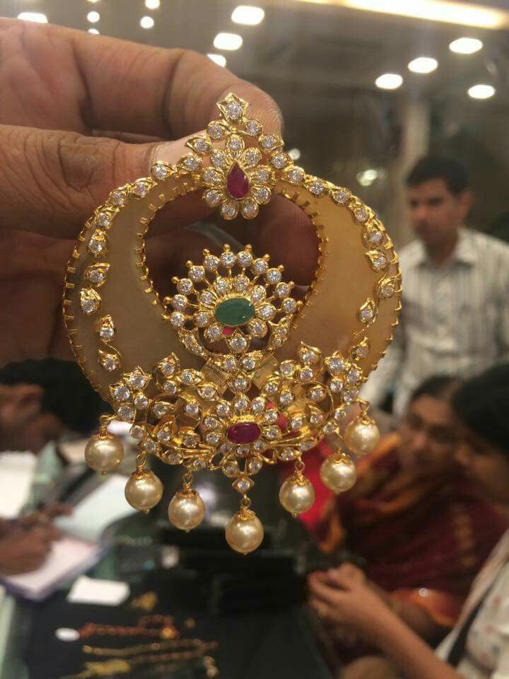 Latest Chandbali earrings designs, Ethnic jewellery, Round earrings, Heavy Earrings, jhumke, Punjabi Earrings, Indian Jewelry, bridal earrings , chandbali with pearl