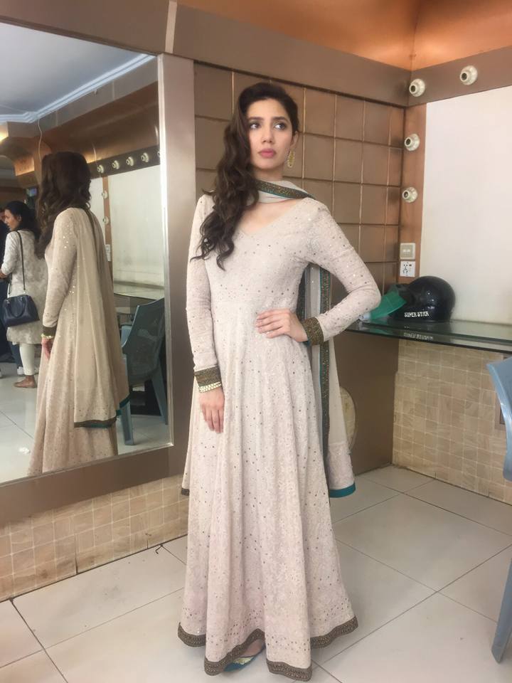 Mahira Khan Ethnic Look
