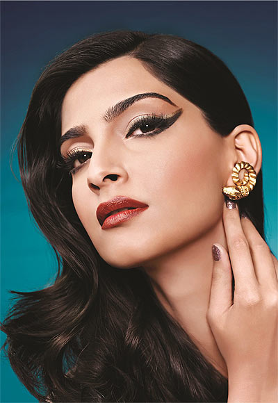 Sonam Kapoor Makeup looks
