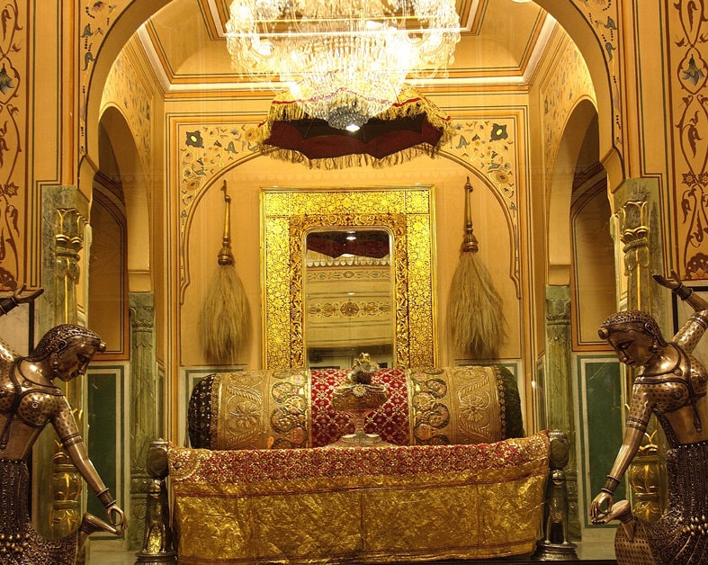 Raj Singh Hotel in jaipur billed $45000, Most expensive hotels of world , heritage hotel